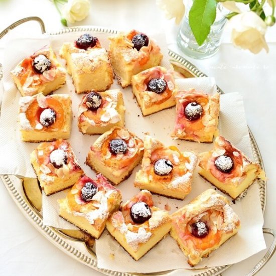 Sponge Cake with Apricot and Cherry