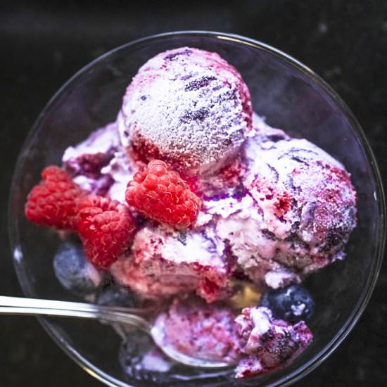 Roasted Blueberry Ice Cream