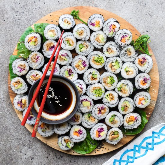 Oyster mushroom maki rolls