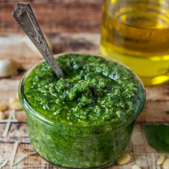 Easy Food Processor Pesto