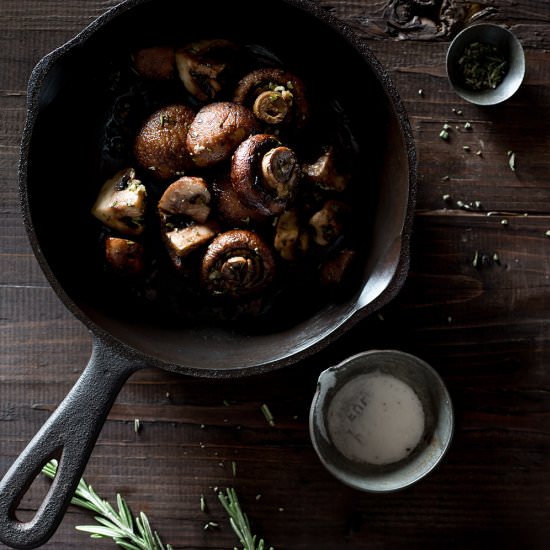 Roasted Rosemary Garlic Mushrooms