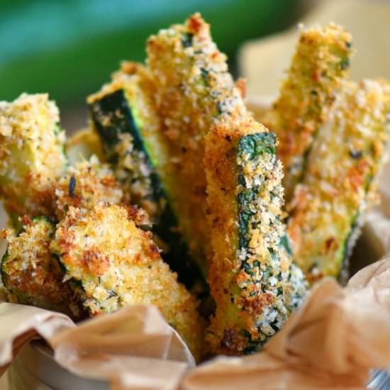 Baked Parmesan Zucchini Fries