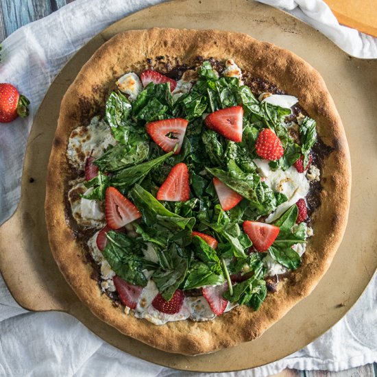 Strawberry Arugula Pizza