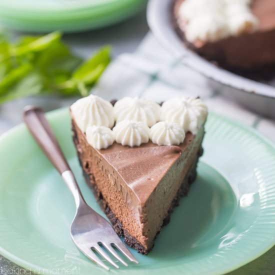 Mint Chocolate Icebox Pie