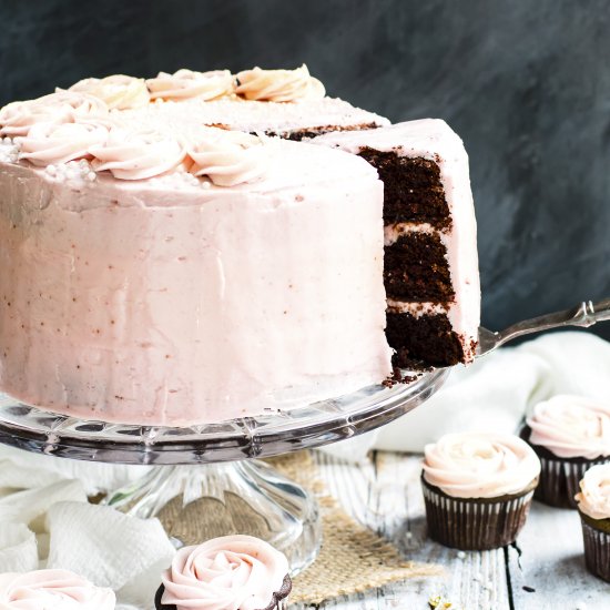 Chocolate & Fresh Strawberry Cake