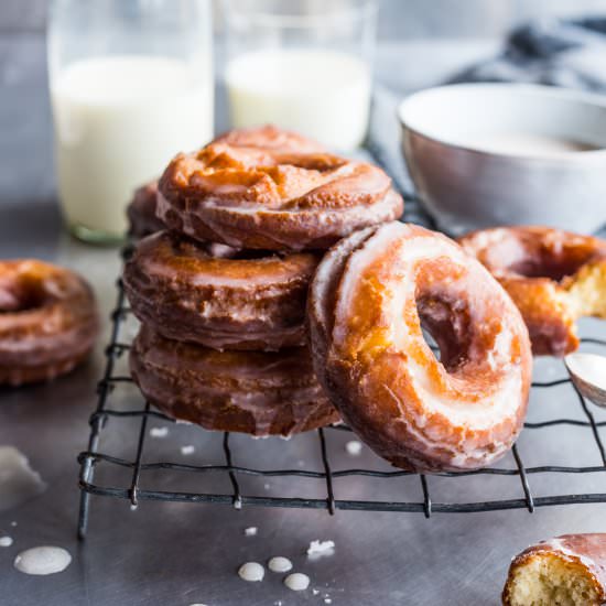 Old-fashioned Spiced Doughnuts