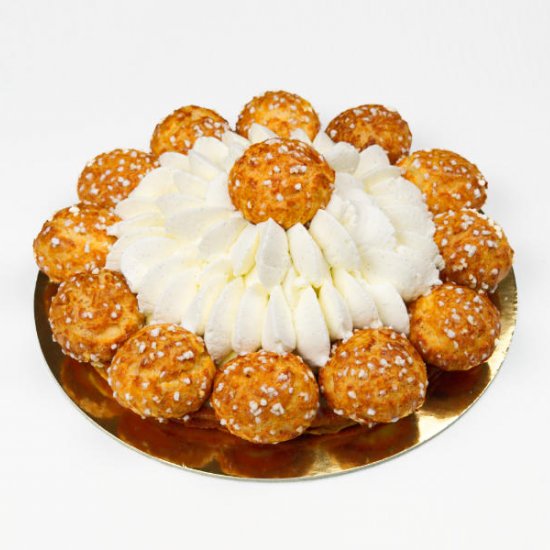 Saint Honoré Cake