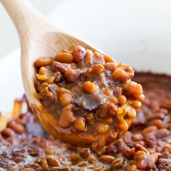 Easy Baked Beans with Bacon