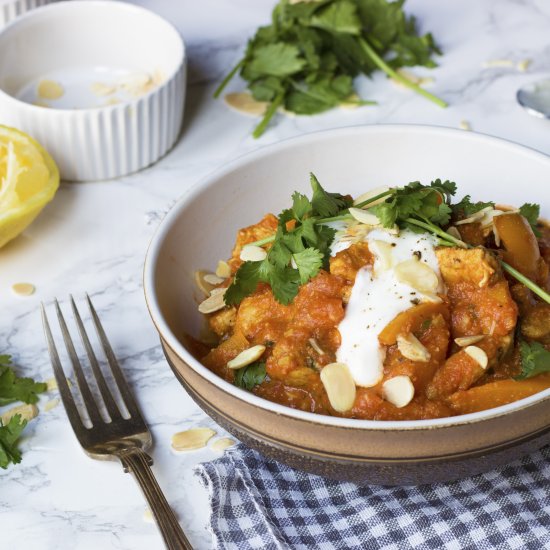 Super Quick Chicken and Almond Curry