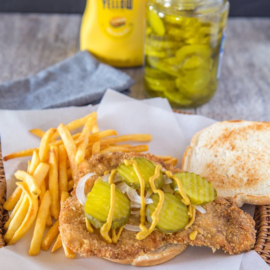 IOWA-STYLE PORK TENDERLOIN SANDWICH