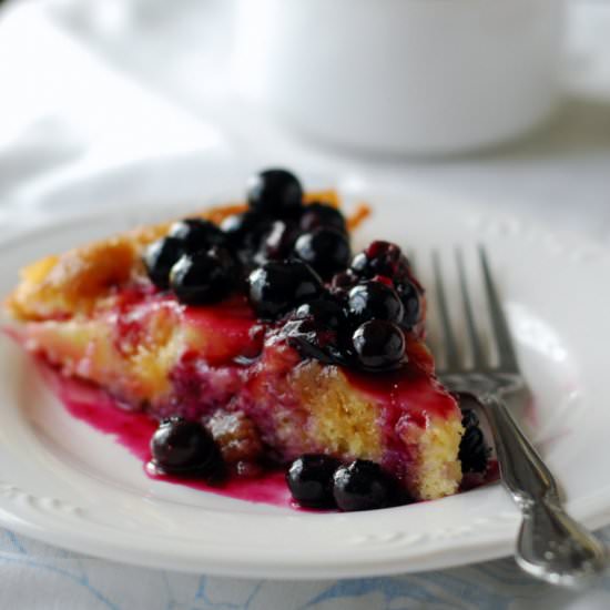 Pineapple Cake With Blueberry Sauce