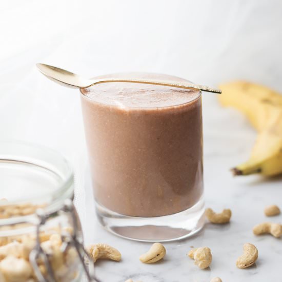 Cashew Milk, Oat & Banana Smoothie