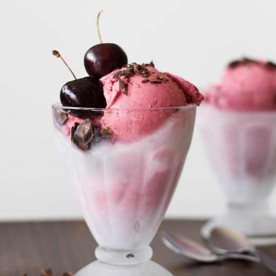 Cherry Ice Cream with Chocolate