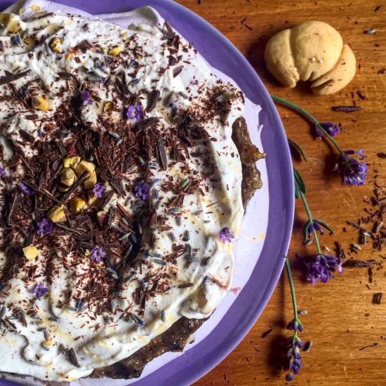 Lavender Pavlova