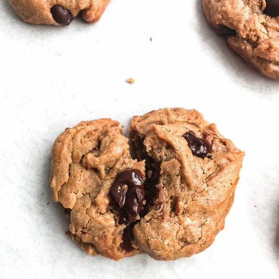 Flourless Chocolate Chip Cookies