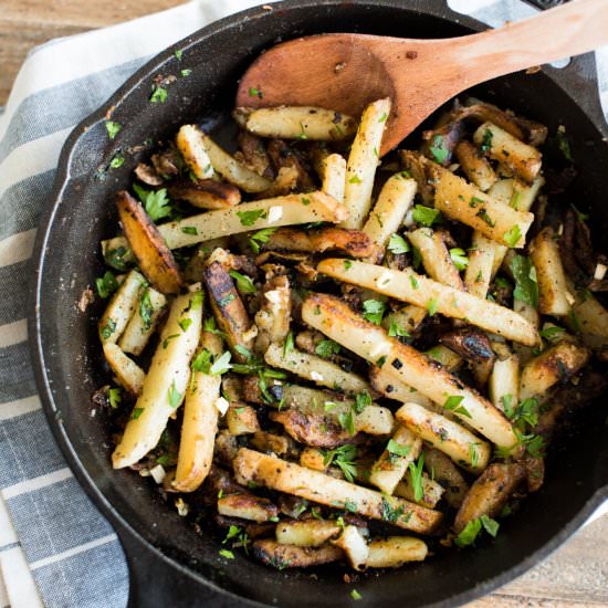 Garlic Butter Skillet Fries