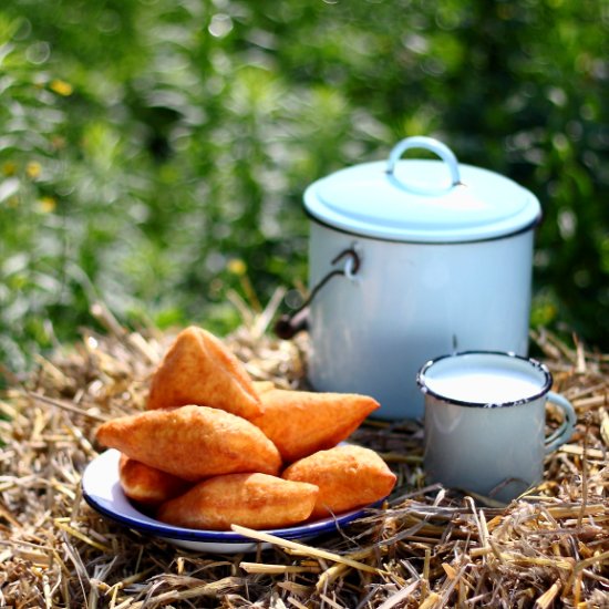 Sour cream fried dough