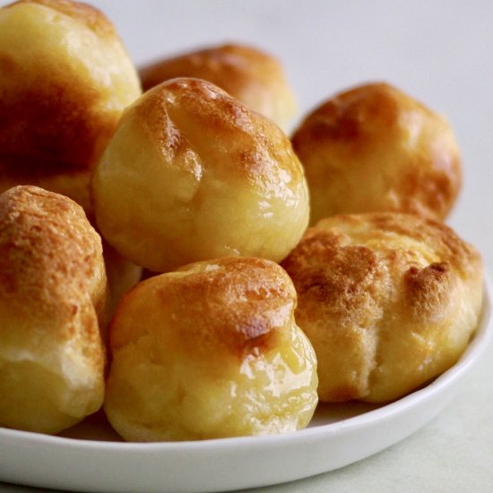 Brazilian Pao de Queijo