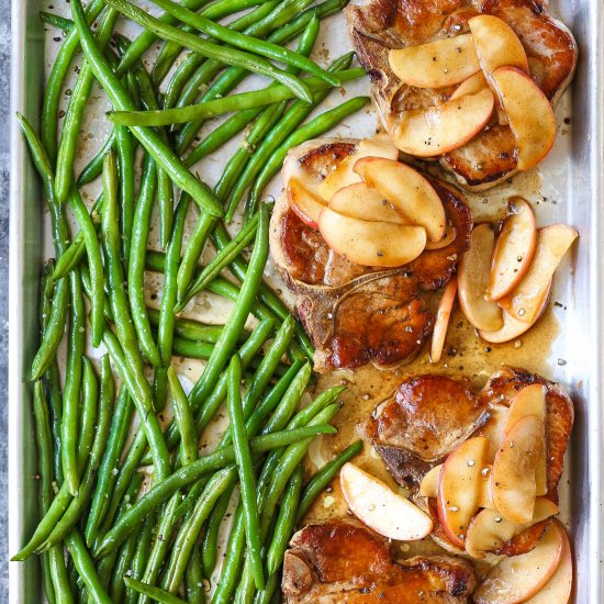 Baked Pork Chops and Green Beans