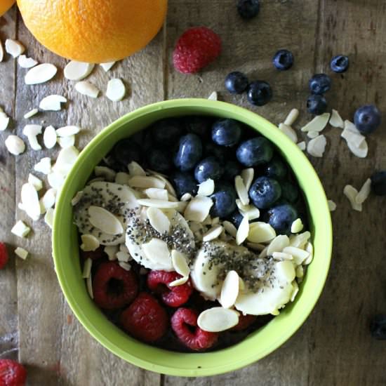 Homemade Refreshing Acai Bowl