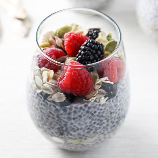 Chia Pudding Breakfast Parfait