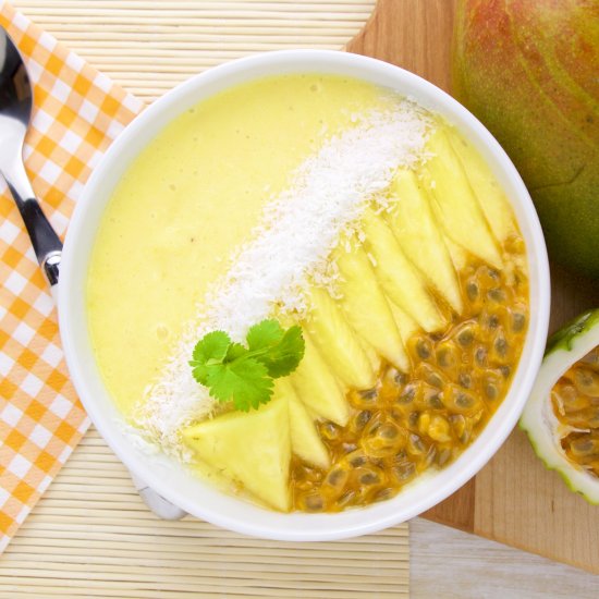 Tropical Smoothie Bowl