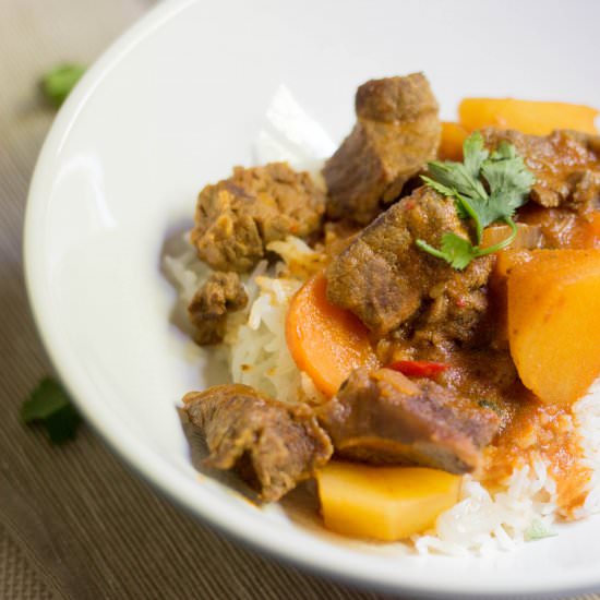 Beef Stew with Potatoes and Carrots