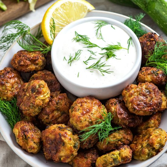 Cheesy Garlic Zucchini Bites