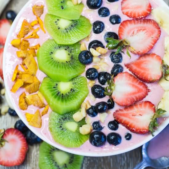 Strawberry Smoothie Bowl