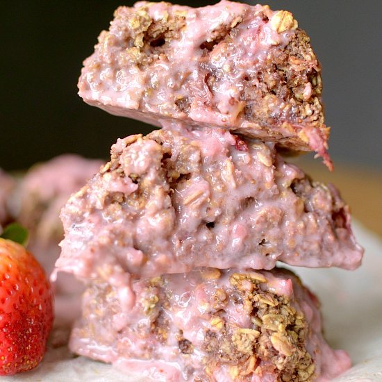 Strawberry Rhubarb Oatmeal Scones