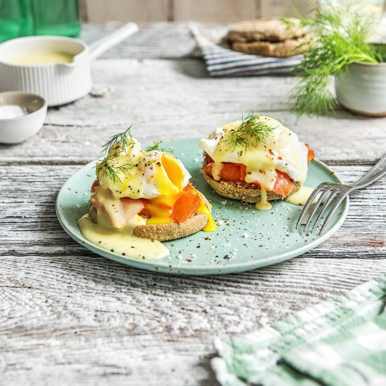 Smoked Salmon Eggs Benedict