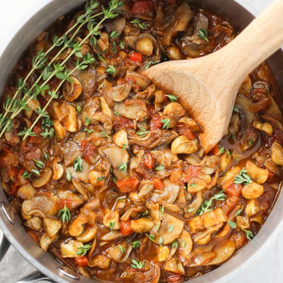 Vegan Mushroom Goulash