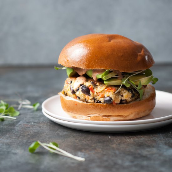 Crispy Quinoa & Black Bean Burgers