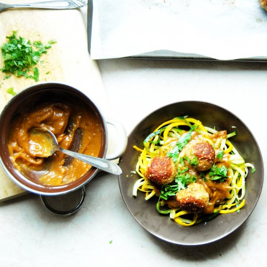 Turkey Meatballs with Zoodles Salad