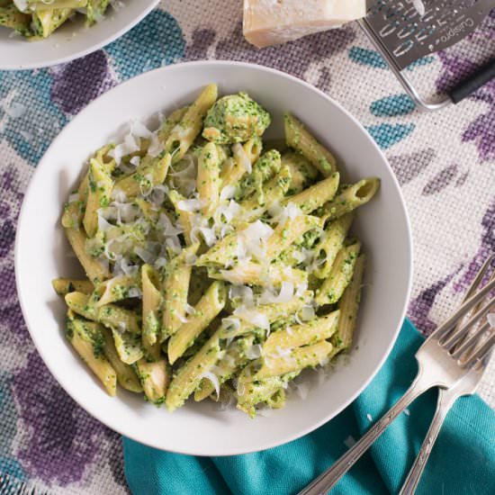 Chicken & Kale Pesto Pasta