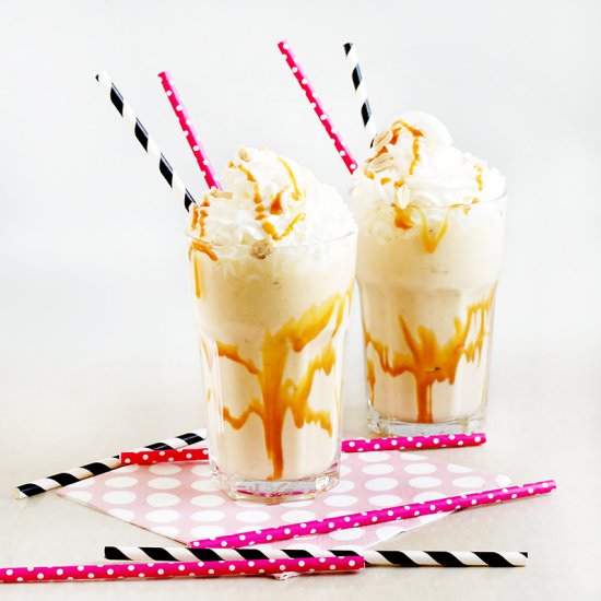 Bnana-peanut butter milkshakes