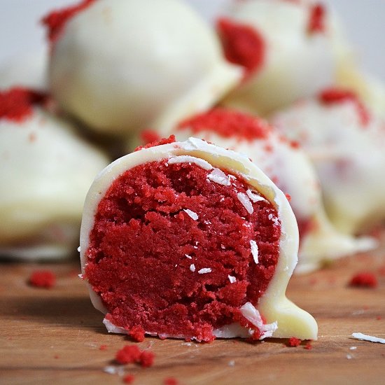 Red Velvet Cake Pops