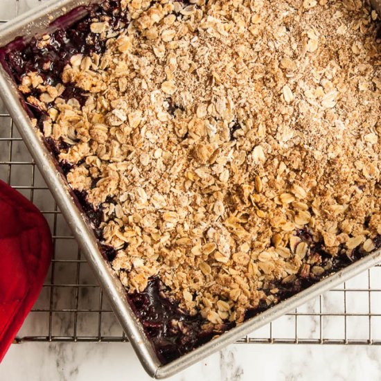 Easy Berry Crumble