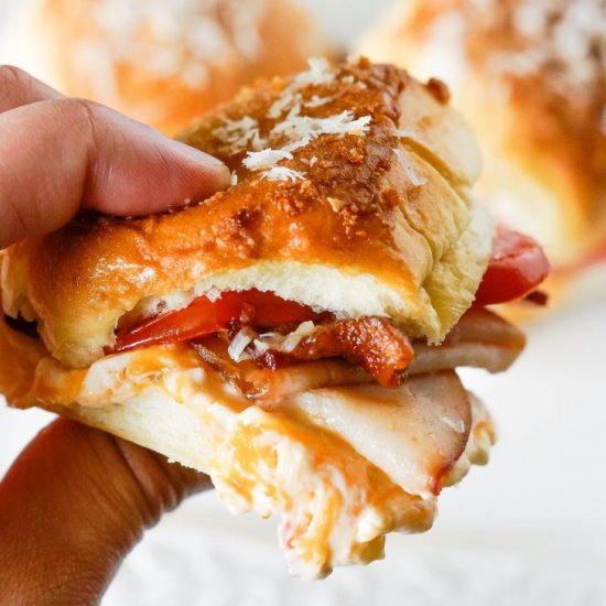 Kentucky Hot Brown Sliders