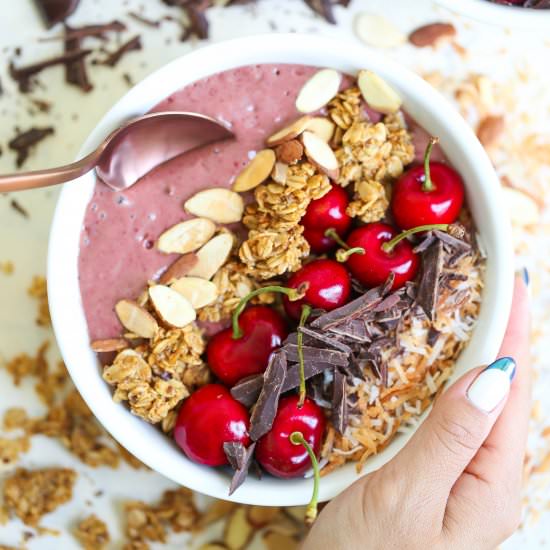 Dark Cherry Smoothie Bowls