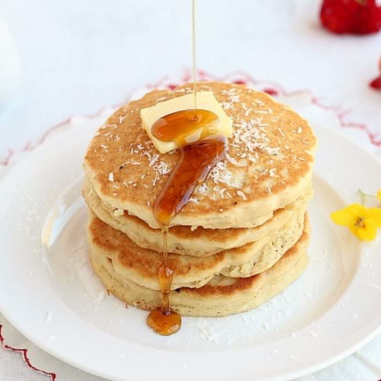 Vanilla Coconut Pancakes