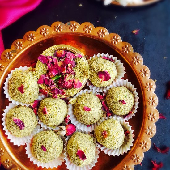 Pista Gulkand Laddu