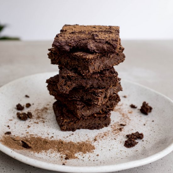 6-ingredient vegan paleo brownie