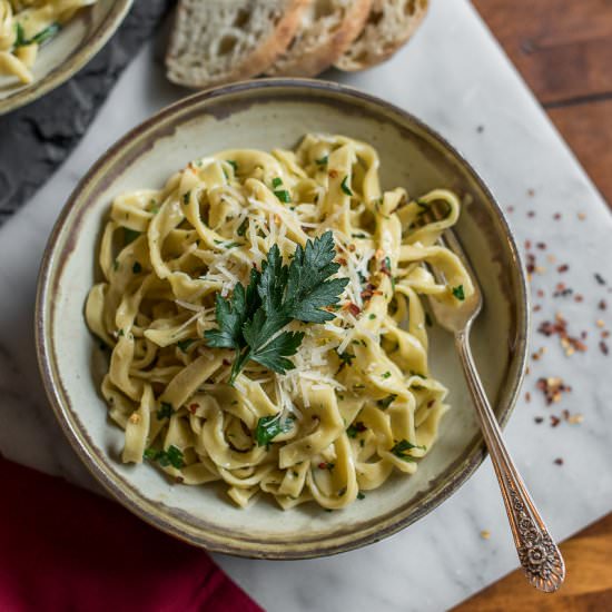 Homemade Pasta with Garlic and Oil