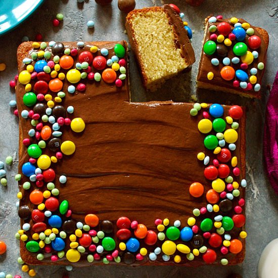 Yellow Cake With Chocolate Frosting