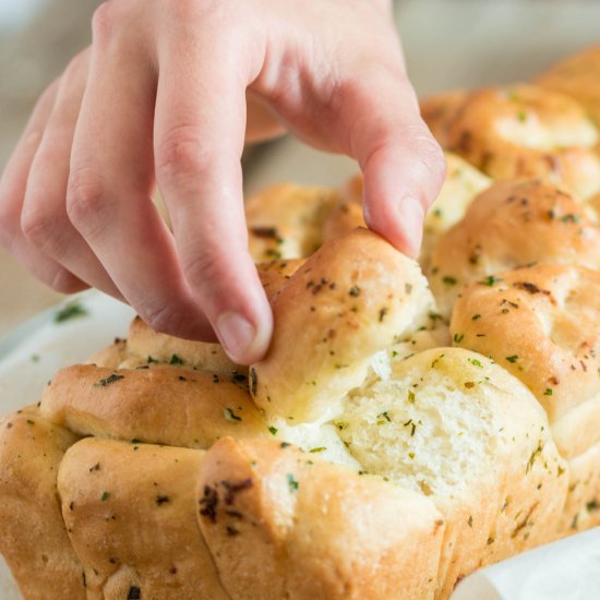 Garlic-Herb Pull-Apart Bread