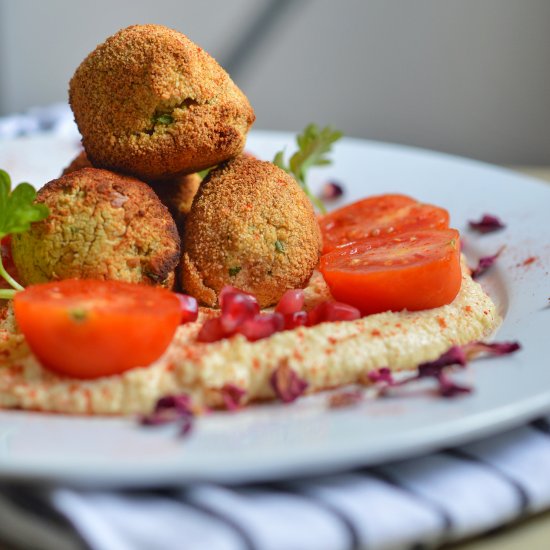 Hummus and Falafels