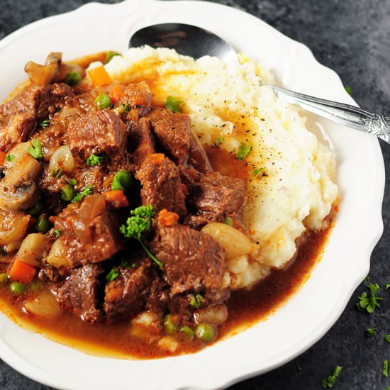 Slow Cooker Beef Burgundy