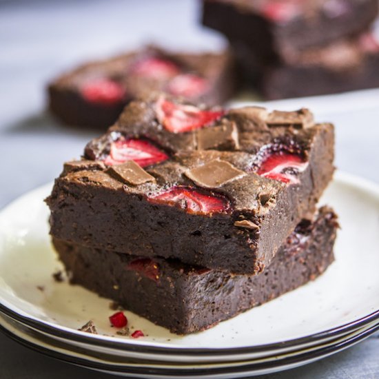 Fudgy Strawberry Brownies