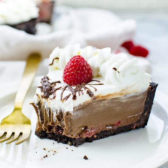 No Bake Chocolate Raspberry Pie